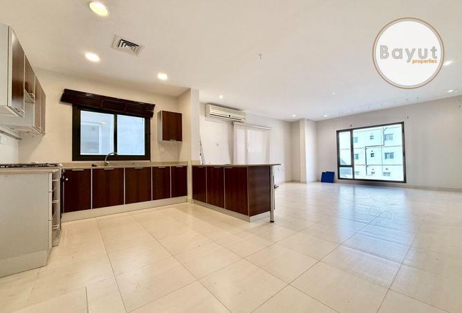 963633 - Property Main Image