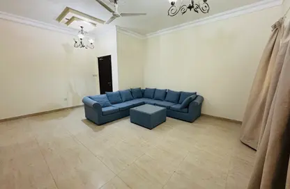 شقة - 4 غرف نوم - 3 حمامات للايجار في السيف - محافظة العاصمة