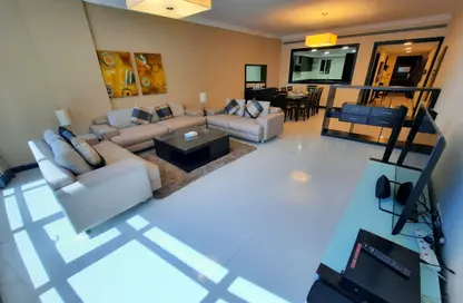 Apartment - 3 Bedrooms - 3 Bathrooms for rent in Al Juffair - Capital Governorate