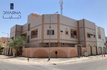 عمارة بالكامل - استوديو - 6 حمامات للبيع في بوري - المحافظة الشمالية