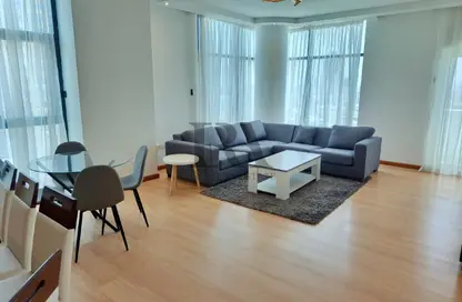 Apartment - 2 Bedrooms - 2 Bathrooms for rent in Sanabis - Manama - Capital Governorate