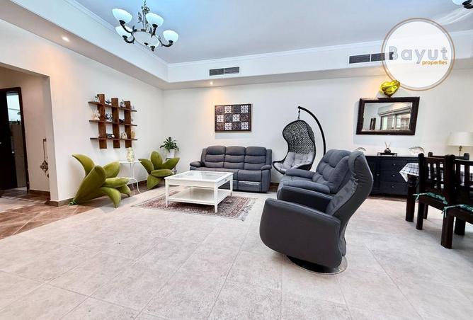 962216 - Property Image 2