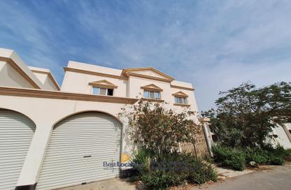Villa - 4 Bedrooms - 6 Bathrooms for rent in Saar - Northern Governorate