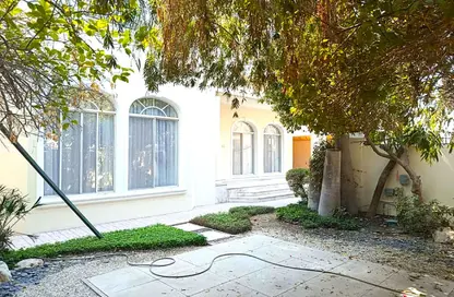 Villa - 3 Bedrooms - 4 Bathrooms for rent in Zinj - Manama - Capital Governorate