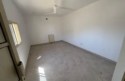 Apartment - Studio - 1 Bathroom for rent in Ras Rumman - Manama - Capital Governorate