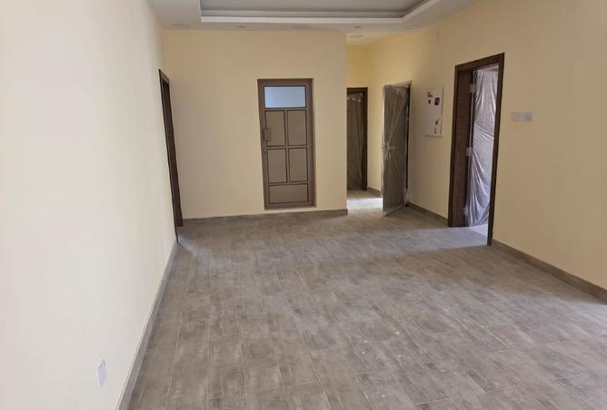 965463 - Property Image 2
