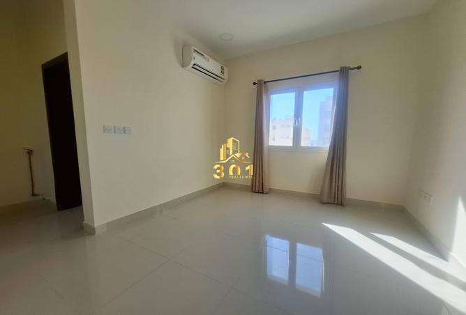 970208 - Property Image 3