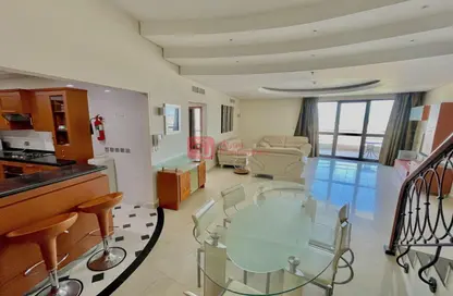 Living / Dining Room image for: Duplex - 4 Bedrooms - 4 Bathrooms for rent in Al Juffair - Capital Governorate, Image 1