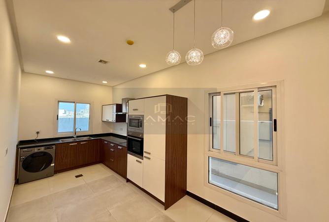 956677 - Property Image 2