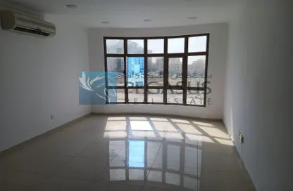 Office Space - Studio - 2 Bathrooms for rent in Seef - Capital Governorate
