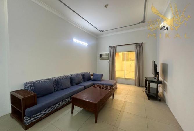 962739 - Property Image 2