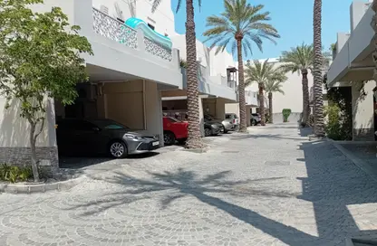 Villa - 4 Bedrooms - 5 Bathrooms for rent in Amwaj Islands - Muharraq Governorate