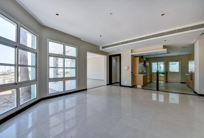 961855 - Property Image 2