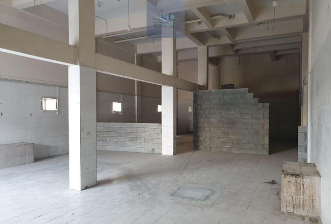 976000 - Property Image 2