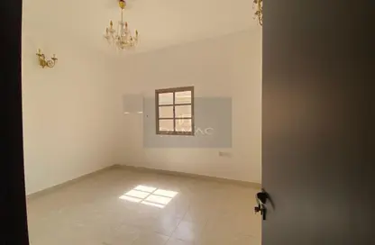 Apartment - 2 Bedrooms - 2 Bathrooms for rent in Tubli - Central Governorate