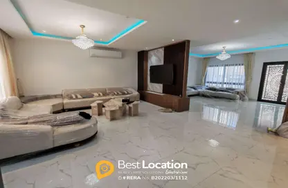 Villa - 5 Bedrooms - 6 Bathrooms for rent in Muharraq - Muharraq Governorate