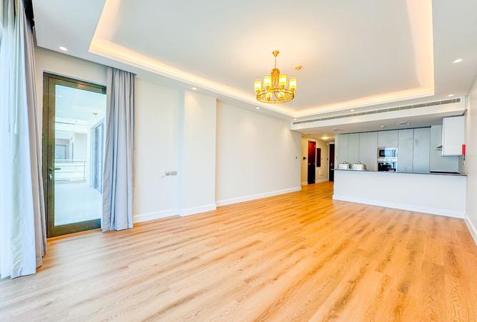 957074 - Property Image 2