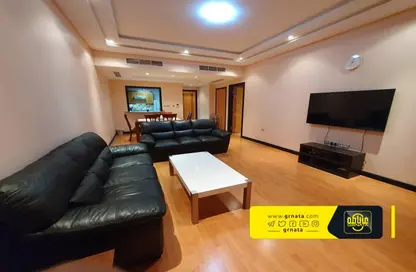 Apartment - 1 Bedroom - 1 Bathroom for rent in Sanabis - Manama - Capital Governorate