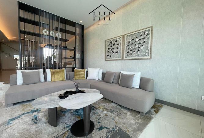 962358 - Property Image 2