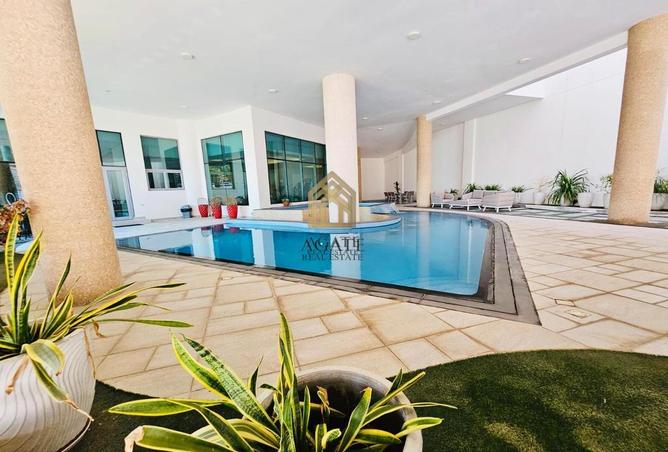 971260 - Property Image 3