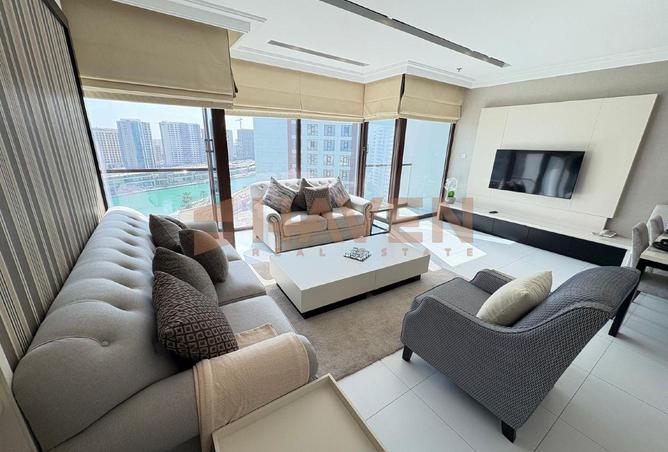 985477 - Property Main Image