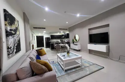 Apartment - 2 Bedrooms - 2 Bathrooms for rent in Busaiteen - Muharraq Governorate
