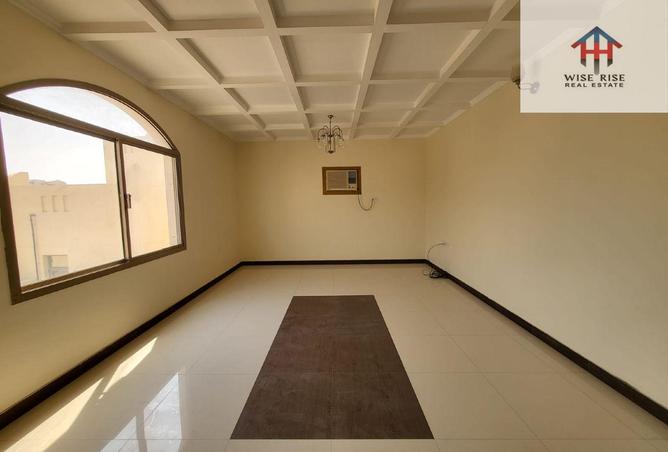 965525 - Property Image 3