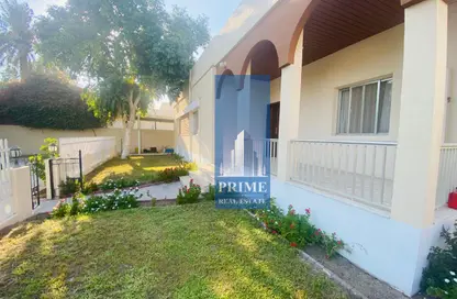 Compound - 3 Bedrooms - 3 Bathrooms for rent in Saar - Northern Governorate