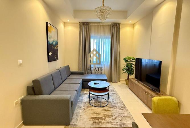 960693 - Property Image 2