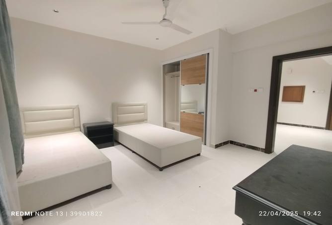 957453 - Property Image 3