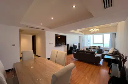 Apartment - 3 Bedrooms - 4 Bathrooms for rent in Sanabis - Manama - Capital Governorate