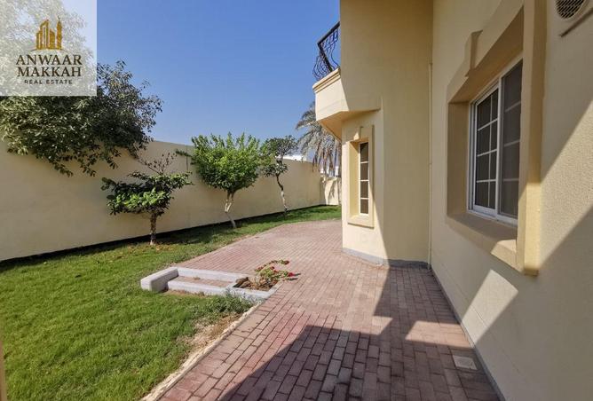 974615 - Property Image 3