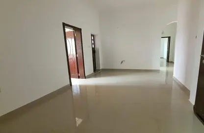 Apartment - 3 Bedrooms - 3 Bathrooms for rent in Arad - Muharraq Governorate