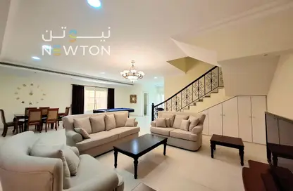 Compound - 4 Bedrooms - 4 Bathrooms for rent in Saar - Northern Governorate
