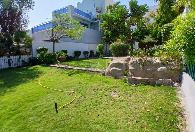 962807 - Property Main Image