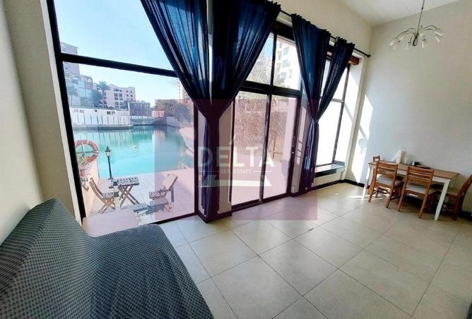 989556 - Property Image 2