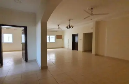 Empty Room image for: Apartment - 6 Bedrooms - 5 Bathrooms for rent in Hidd - Muharraq Governorate, Image 1