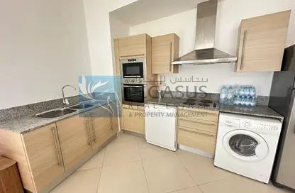 Apartment - 1 Bedroom - 2 Bathrooms for rent in Al Juffair - Capital Governorate