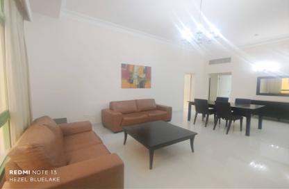 Apartment - 2 Bedrooms - 2 Bathrooms for rent in Al Juffair - Capital Governorate