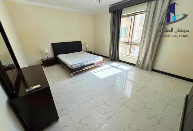 960054 - Property Image 2