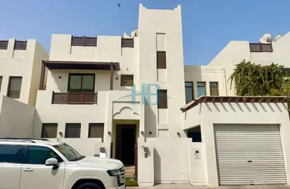 Villa - 5 Bedrooms - 5 Bathrooms for rent in Al Noor - Diyar Al Muharraq - Muharraq Governorate