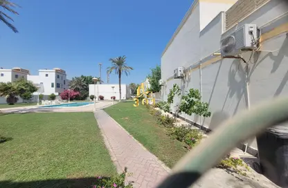 مجمع سكني - 6 غرف نوم - 4 حمامات للايجار في سار - المحافظة الشمالية