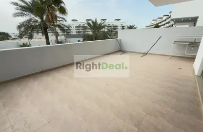 شقة - 3 غرف نوم - 3 حمامات للايجار في جزيرة تالا - أمواج - المحرق