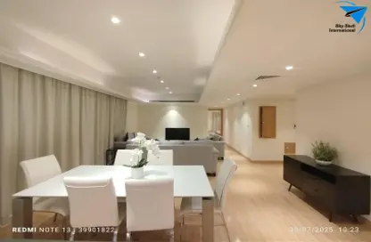Apartment - 3 Bedrooms - 4 Bathrooms for rent in Al Juffair - Capital Governorate