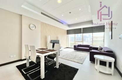 Apartment - 2 Bedrooms - 3 Bathrooms for rent in Reef Island - Capital Governorate