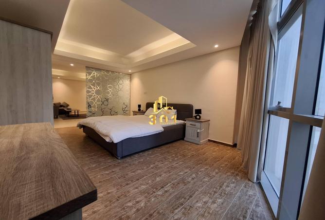 945230 - Property Image 2