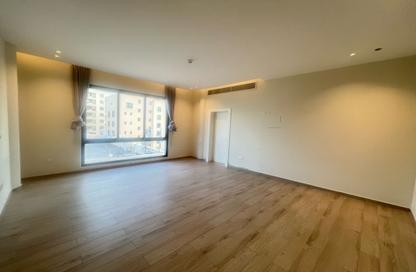 Apartment - 2 Bedrooms - 2 Bathrooms for rent in Mahooz - Manama - Capital Governorate