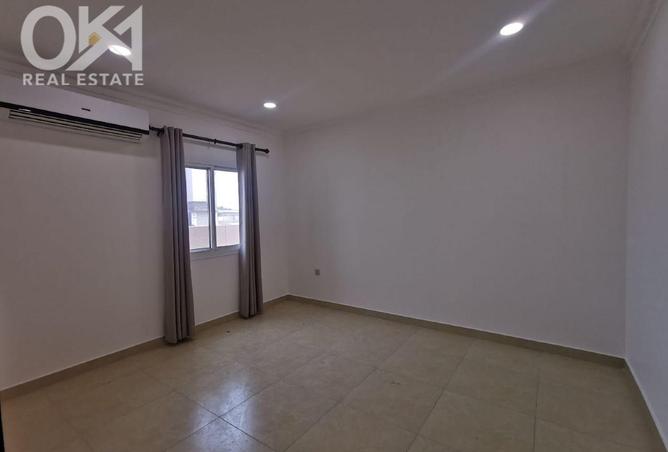 984738 - Property Image 2