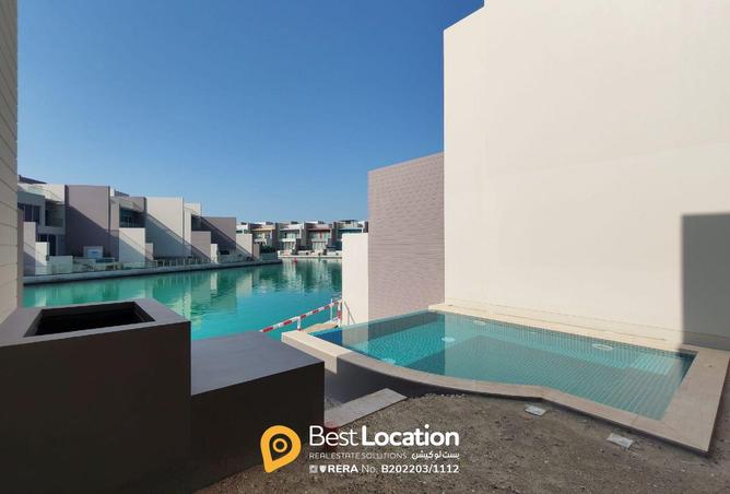 983625 - Property Image 3