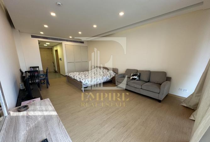 985533 - Property Main Image